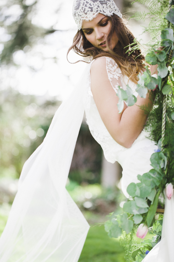 Parisian elopement inspiration photo shoot at the Château de Challain, photo by Cat Hepple Photography | via junebugweddings.com