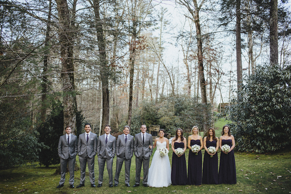 rustic wedding at The Old Edwards Inn, photo by Jonathan Connolly Photography | via junebugweddings.com (17)