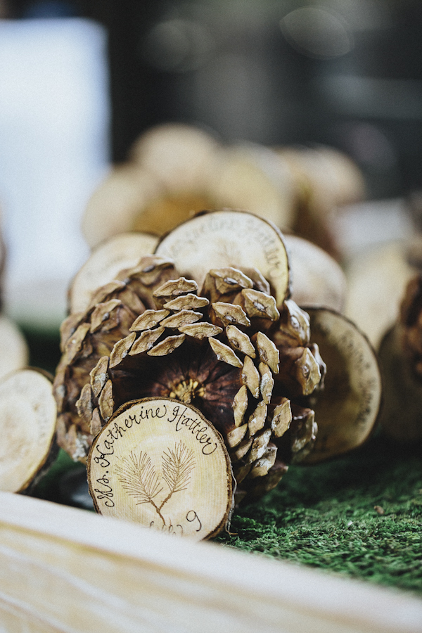 rustic wedding at The Old Edwards Inn, photo by Jonathan Connolly Photography | via junebugweddings.com (10)