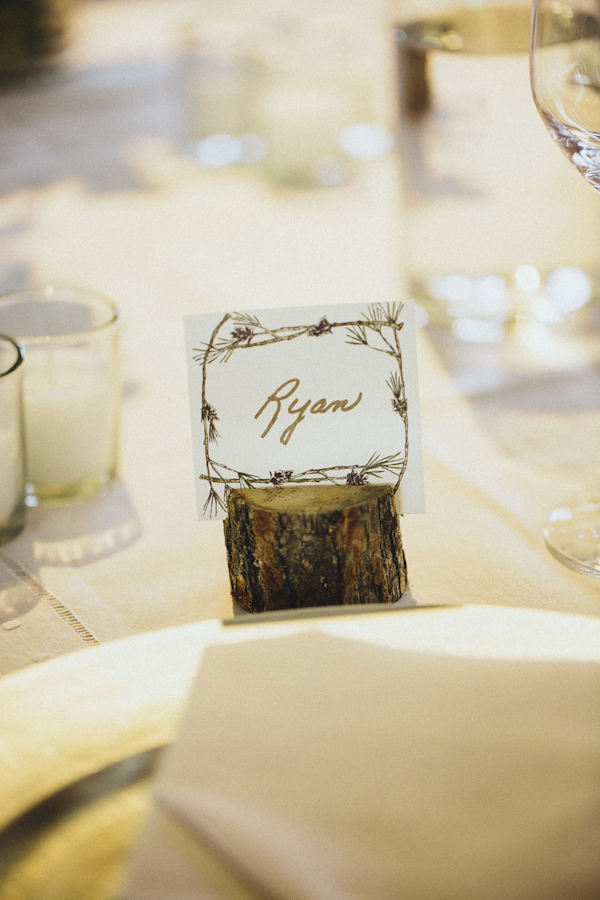 rustic wedding at The Old Edwards Inn, photo by Jonathan Connolly Photography | via junebugweddings.com (8)