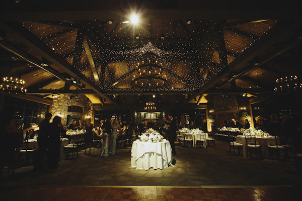 rustic wedding at The Old Edwards Inn, photo by Jonathan Connolly Photography | via junebugweddings.com (7)