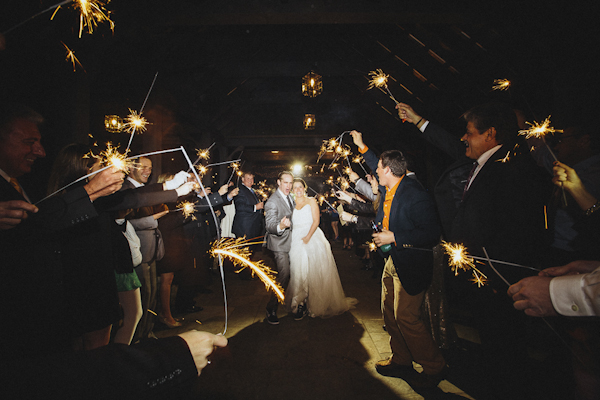 rustic wedding at The Old Edwards Inn, photo by Jonathan Connolly Photography | via junebugweddings.com (1)