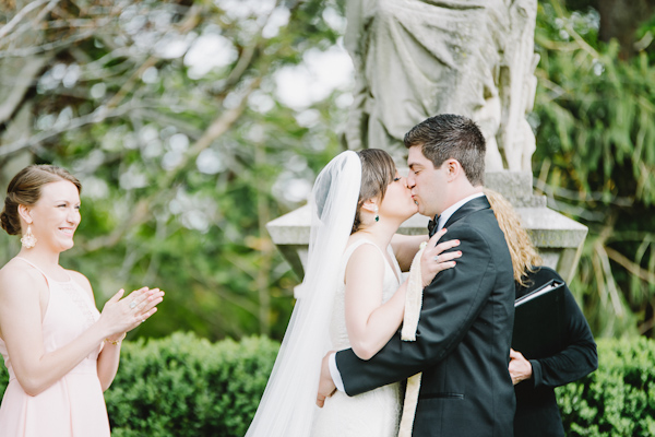 secret garden wedding in Baltimore, photo by L Hewitt Photography | via junebugweddings.com