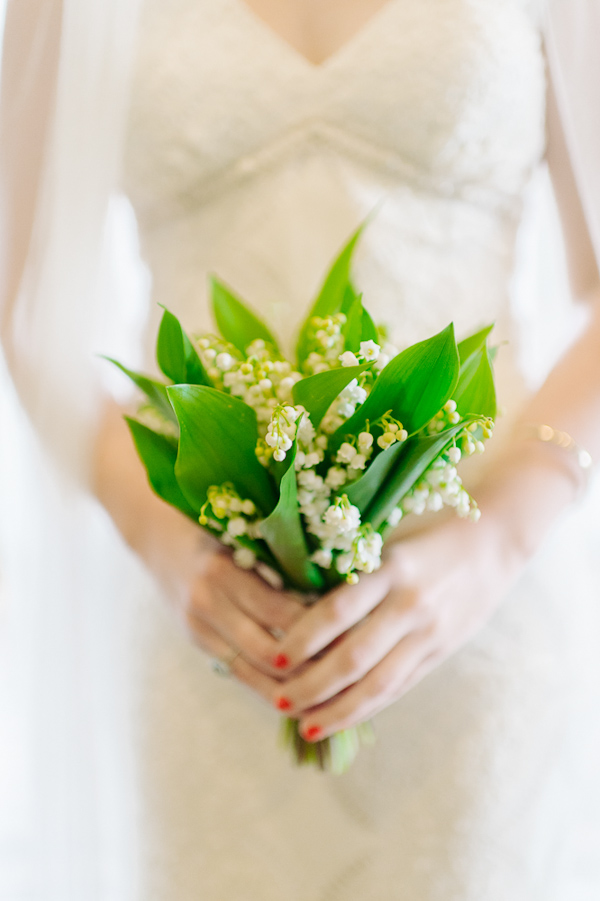 secret garden wedding in Baltimore, photo by L Hewitt Photography | via junebugweddings.com