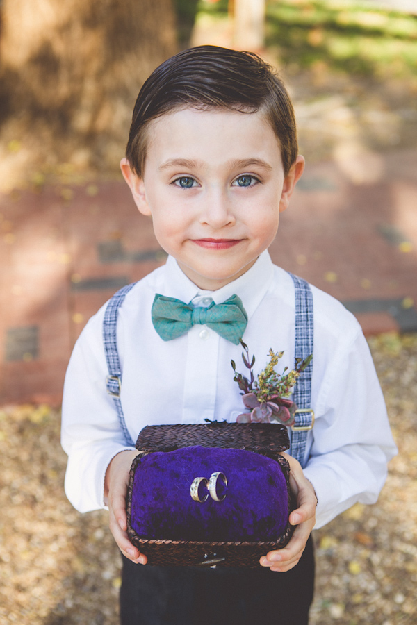 southwest bohemian wedding in Lubbock, Texas, photo by Geoff Duncan | via junebugweddings.com