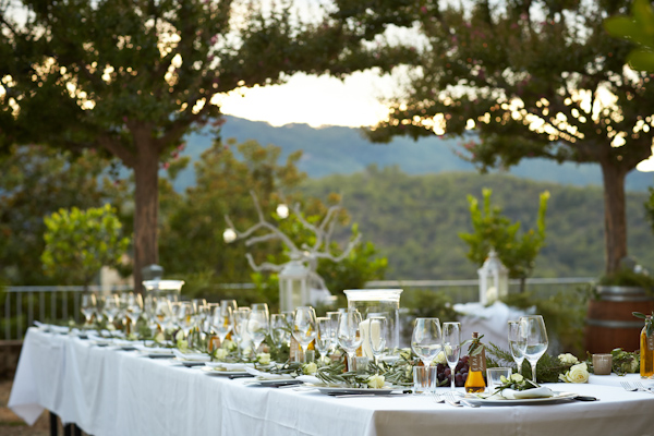 stunning-tuscan-destination-wedding-with-photography-by-jules-bower-22