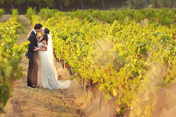stunning-tuscan-destination-wedding-with-photography-by-jules-bower-30