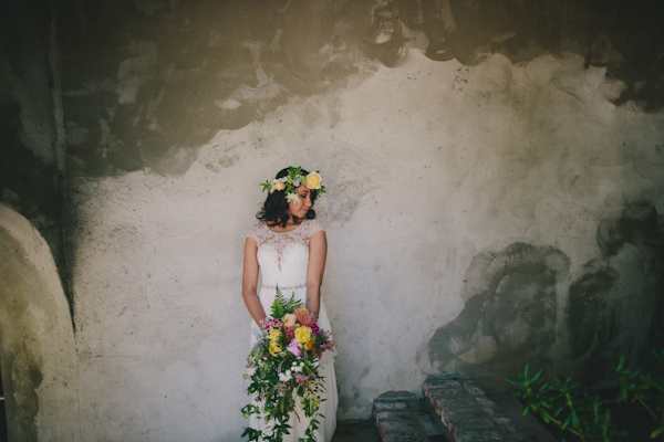 whimsical garden wedding in Boony Doon, California, photo by Sun + Life Photography | via junebugweddings.com (22)