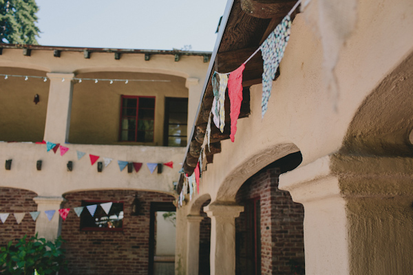 whimsical garden wedding in Boony Doon, California, photo by Sun + Life Photography | via junebugweddings.com (9)