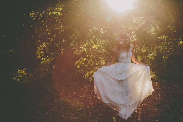 whimsical garden wedding in Boony Doon, California, photo by Sun + Life Photography | via junebugweddings.com (1)