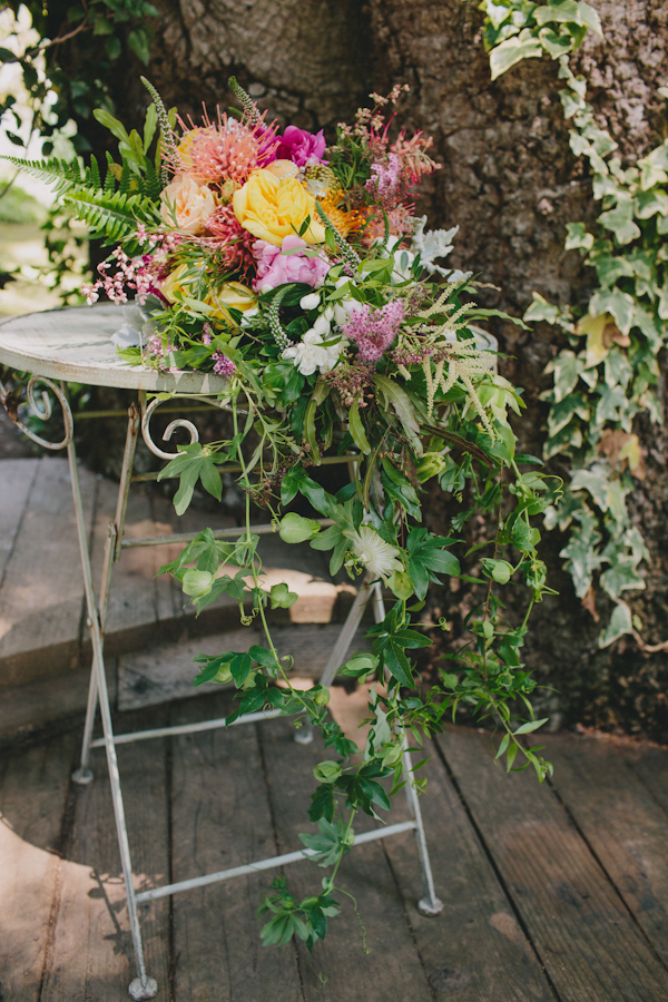 whimsical garden wedding in Boony Doon, California, photo by Sun + Life Photography | via junebugweddings.com (30)