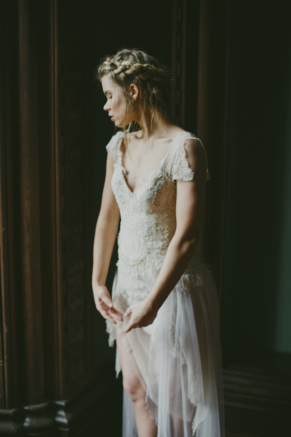 ballet inspired wedding editorial shoot by Paula O'Hara Photography | via junebugweddings.com (8)