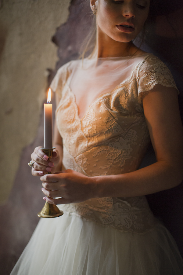 ballet inspired wedding editorial shoot by Paula O'Hara Photography | via junebugweddings.com (6)