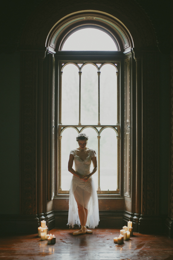 ballet inspired wedding editorial shoot by Paula O'Hara Photography | via junebugweddings.com (14)