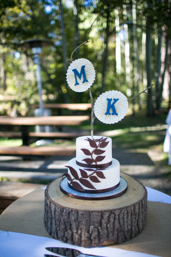 outdoor Lake Tahoe wedding reception, photo by Bogdan Condor | via junebugweddings.com