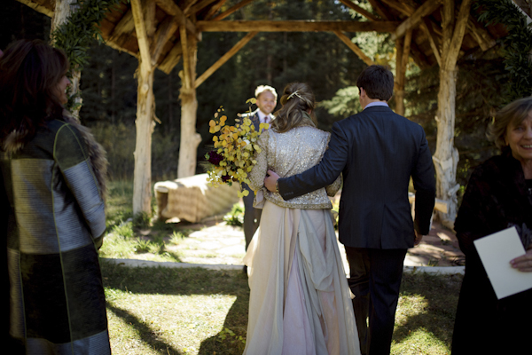 rustic mountain wedding ceremony, photo by Chowen Photography | via junebugweddings.com