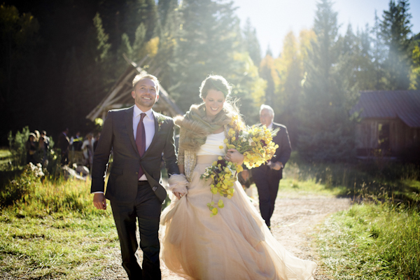 rustic mountain wedding portrait, photo by Chowen Photography | via junebugweddings.com