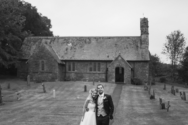 church wedding ceremony, photo by Sansom Photography | via junebugweddings.com