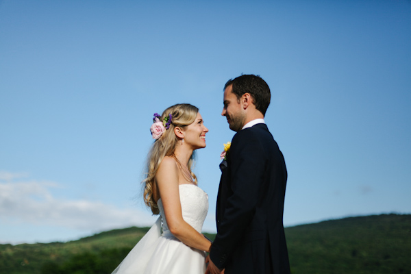 garden wedding portrait, photo by Sansom Photography | via junebugweddings.com