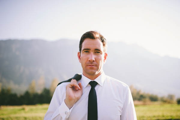 natural groom's portrait