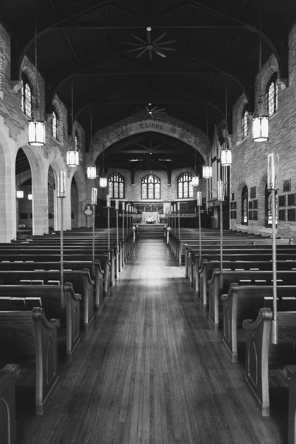 romantic venue in PA, The Hill School Alumni Memorial Chapel, photo by Clay Austin Photography | via junebugweddings.com