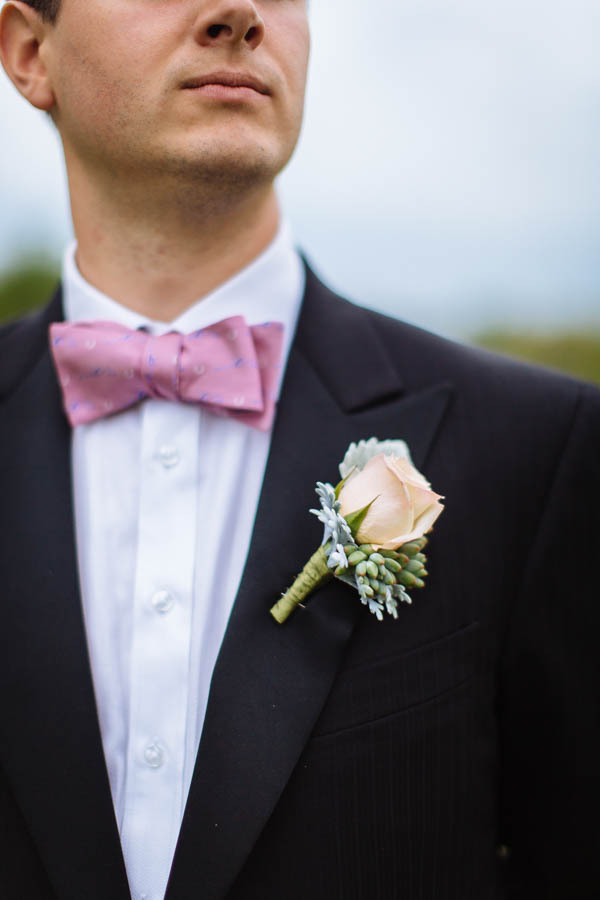 romantic country club wedding groom's boutonniere by Cottage Flowers Floral Design, photo by Clay Austin Photography | via junebugweddings.com