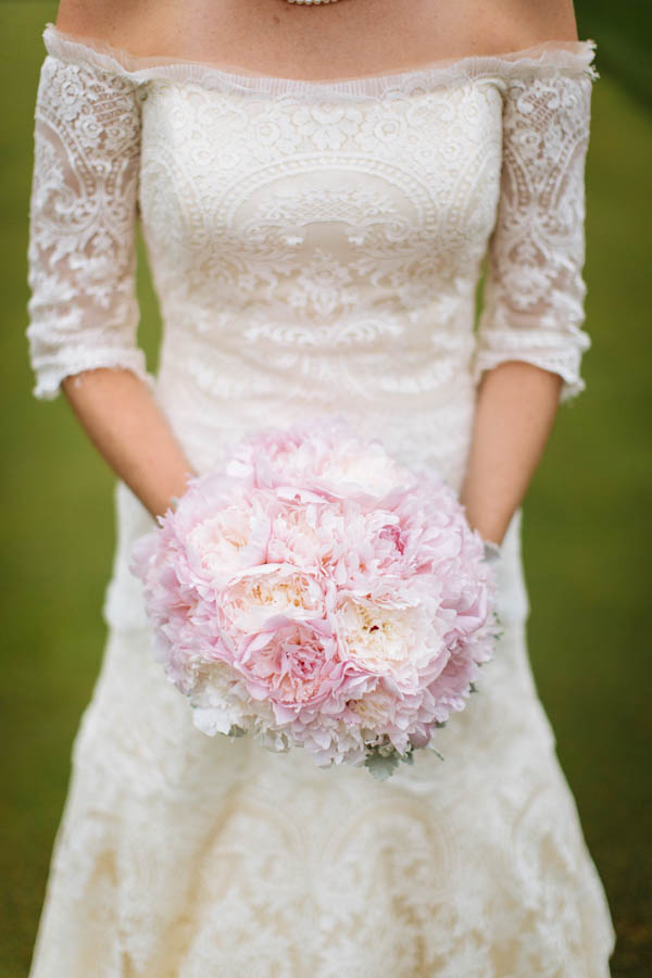 romantic country club wedding bouquet by Cottage Flowers Floral Design, photo by Clay Austin Photography | via junebugweddings.com