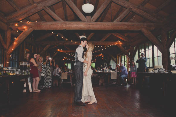 wedding reception first dance