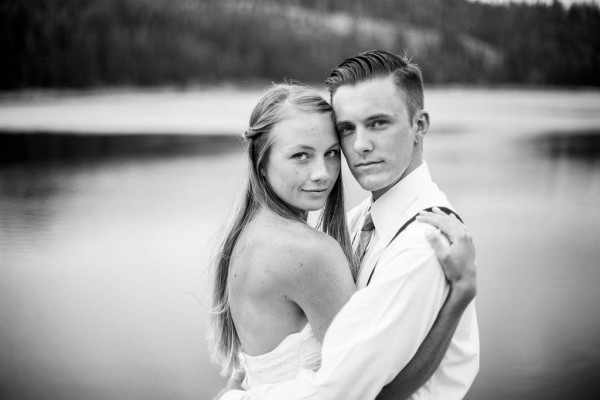 Aubrey-and-Tyler-Annamae-Photo-Junebug-Weddings-2