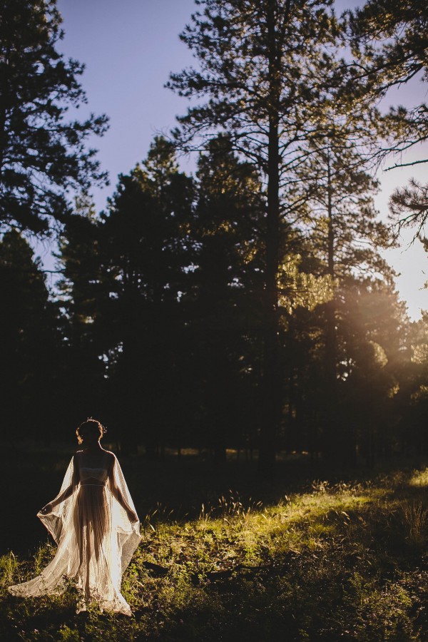 Beautifully-dark-styled-shoot-Kym-Ventola-Photography-Junebug-Weddings-10