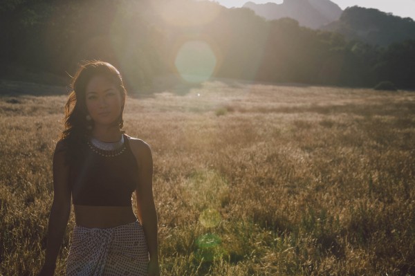 Outdoor Engagement Session in Los Angeles, California | Junebug Weddings