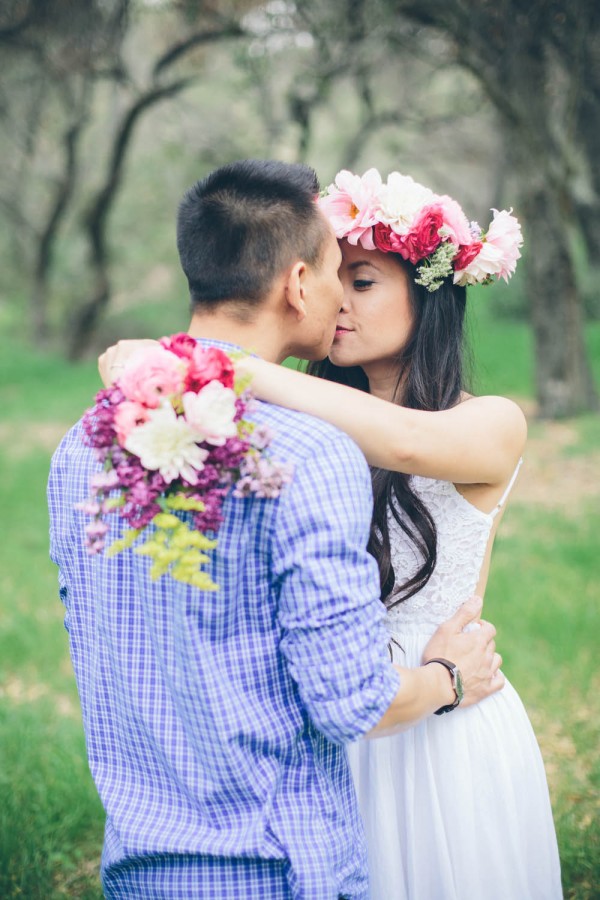 Megan-and-Travis-Engagement-Shoot-Poppy-and-Blush-Junebug-Weddings-10