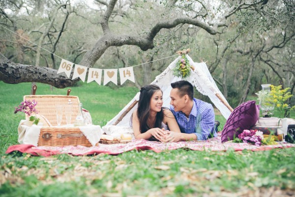 Megan-and-Travis-Engagement-Shoot-Poppy-and-Blush-Junebug-Weddings-16