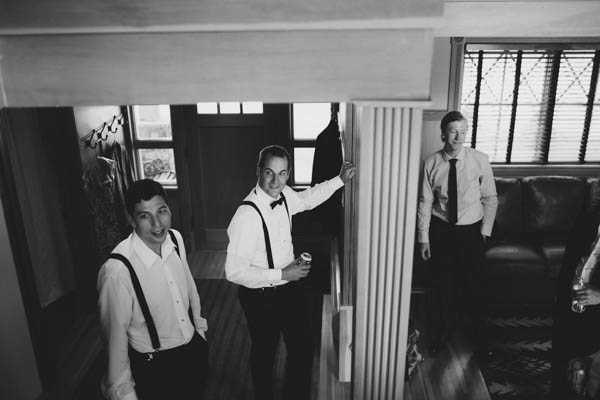 groomsmen getting ready