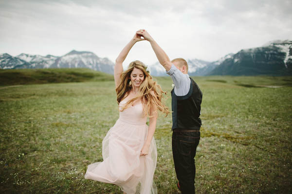 couple dancing