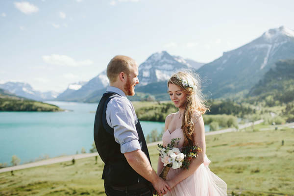 romantic mountainside lakefront elopement