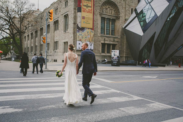 bride and groom in the city