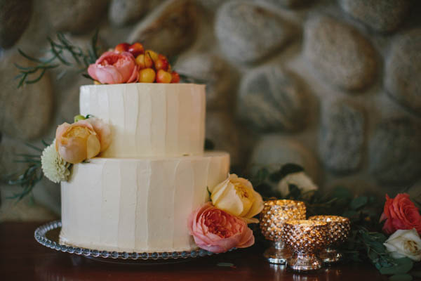 simple and sweet cake with cherries