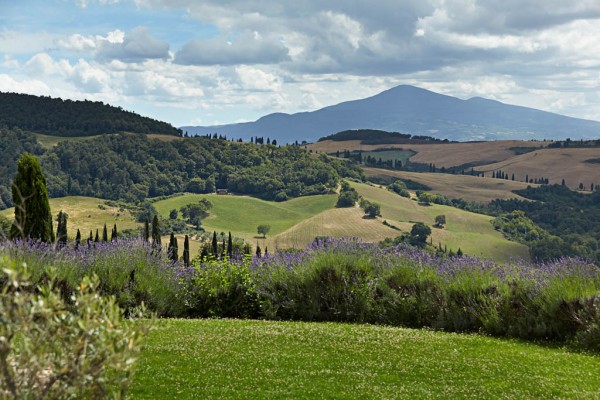 rustic destination wedding in Pienza, Italy