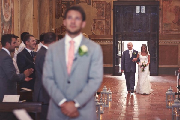 groom waiting for his bride