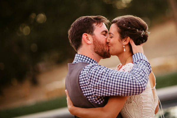 sweet kiss portrait