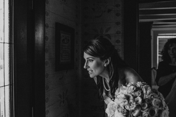 Relaxed Rustic Wedding in Cat Spring, Texas | Junebug Weddings