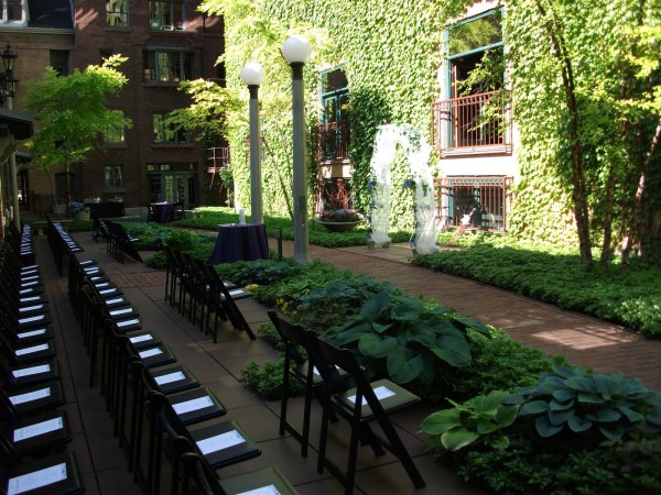 Junebug s Top 10 Chicago  Venues  Junebug Weddings 