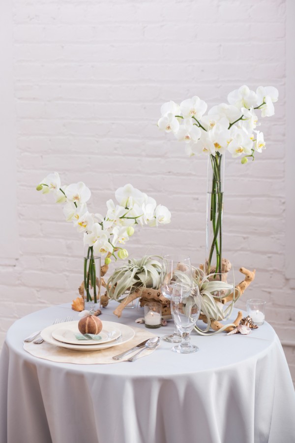 rustic beach tablescape idea