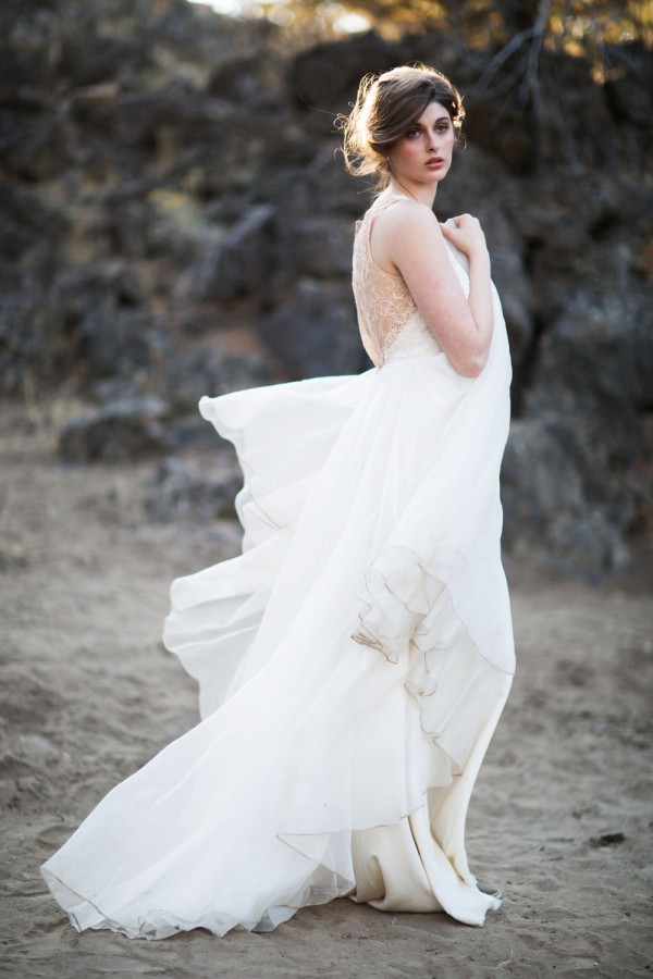 Bend, Oregon Styled Shoot from the Erich McVey Workshop | Junebug Weddings