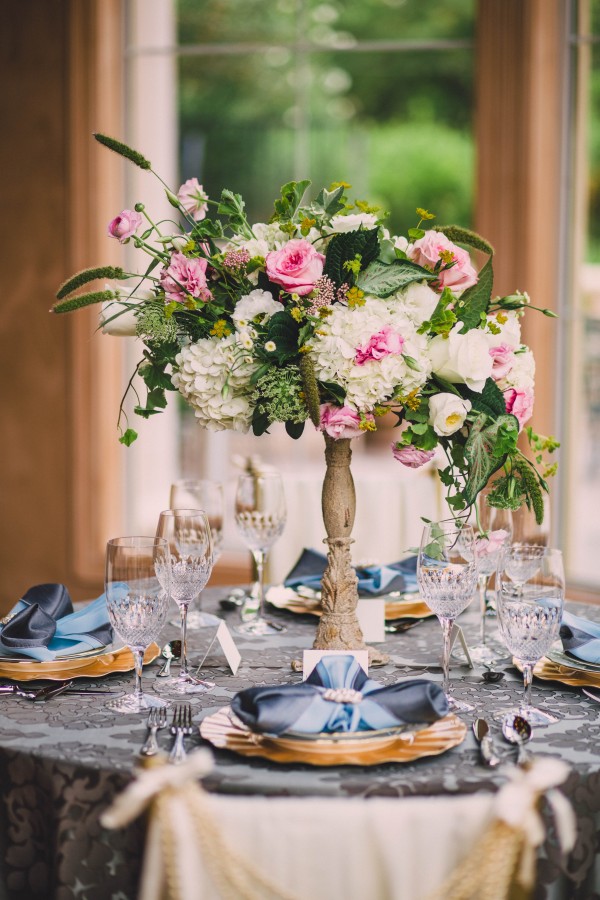 blue and pink wedding inspiration