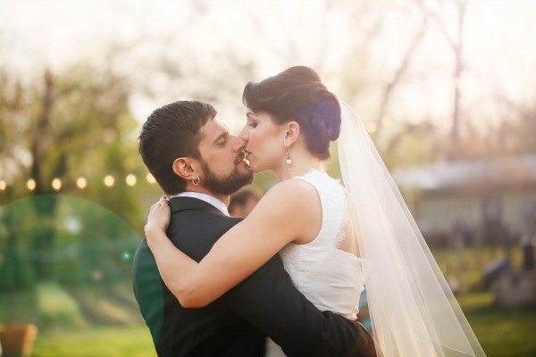 Vibrant Wedding at Springdale Farm | Junebug Weddings