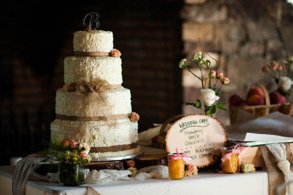 rustic wedding cake