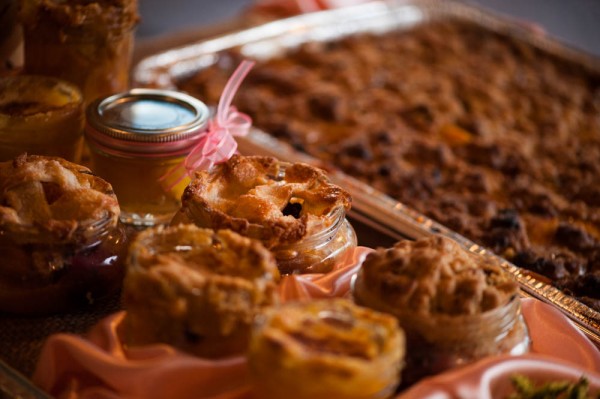 pie in mason jars