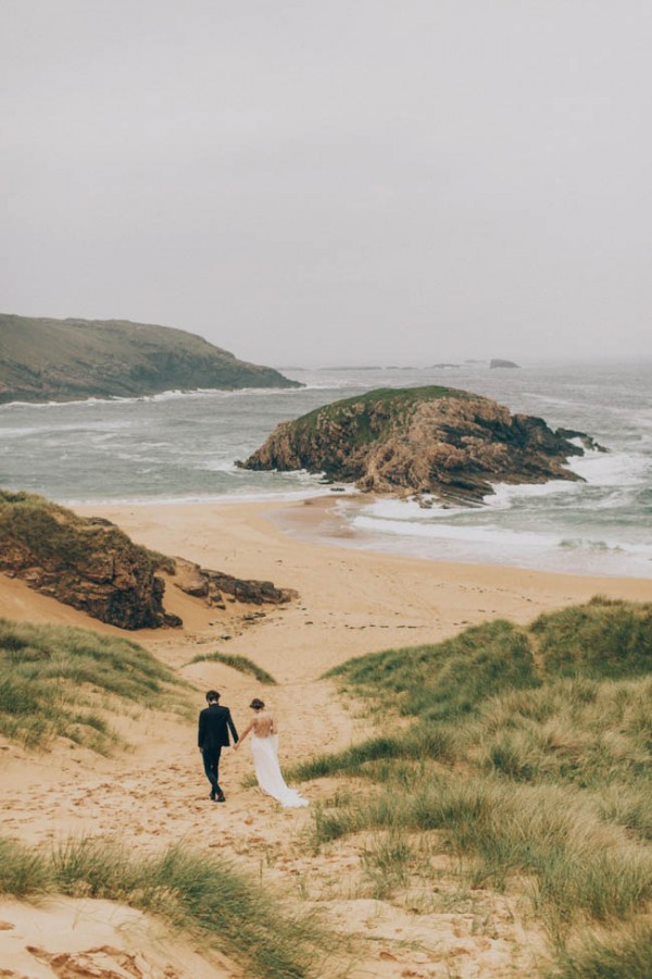 Dramatic-Beach-Wedding-Photos-7